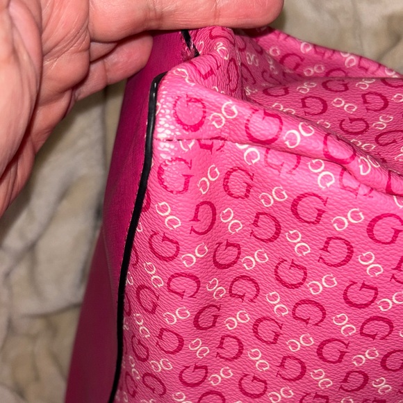 Guess Pink Patterned Satchel - Picture 5 of 11